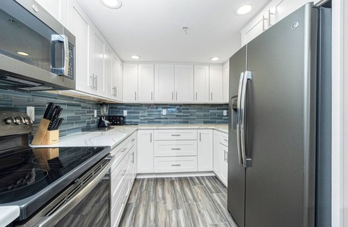 Englewood Condo | Full Gulf View Barefoot Beach 302