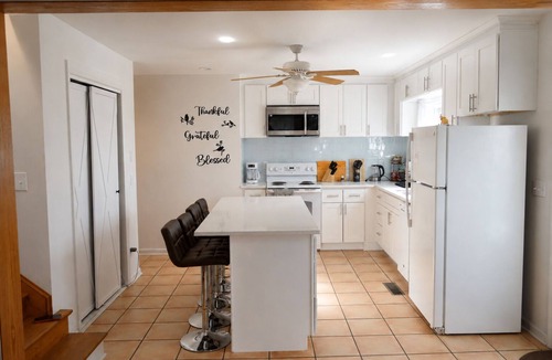 Milton House | Fully Fenced Yard - Dog-Friendly Only - No Smoking- Sleeps 6 - Alpharetta