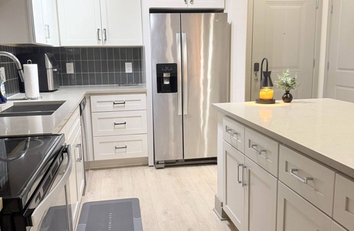 Decatur Apartment | Fully Furnished Room Steps From Avondale Train Station and Fast Wifi