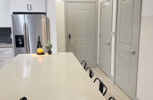 Decatur Apartment | Fully Furnished Room Steps From Avondale Train Station and Fast Wifi
