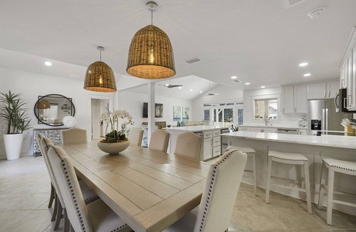 Gulf Pines House | Fun in the Sun - Vacation Home with Private Pool, Pickleball Court & Includes Golf Cart