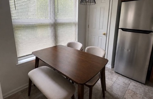Rex House | Furnished 3BR Home for 30+ Day Stays Travel Nurse & Air Crew Friendly with WiFi
