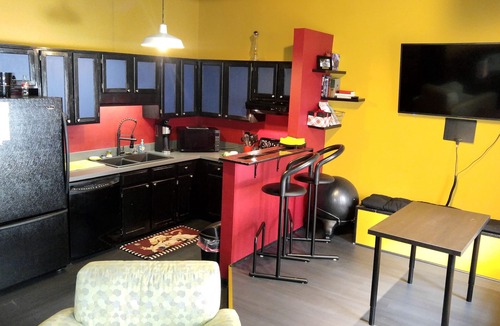 Fairlie-Poplar Historic District Condo | Furnished Condo in Walkable Downtown ATL Neighborhood