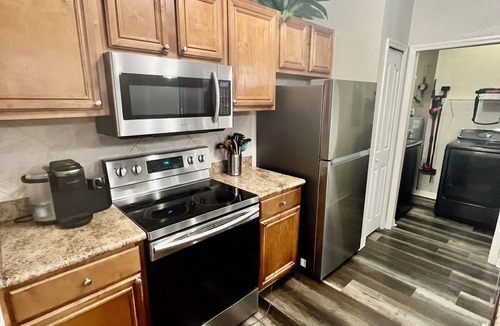 Desoto Acres Condo | FURNISHED LAKE VIEW CONDO IN GATED RESORT STYLE SETTING