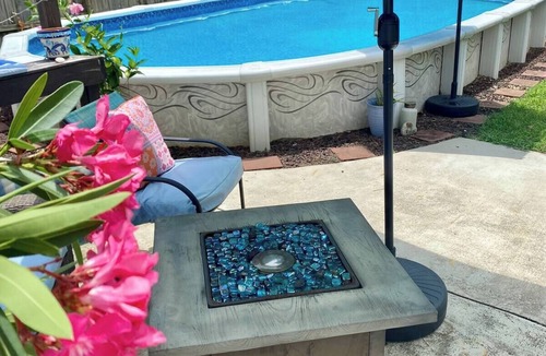 Athens House | Game Day Central, Sleeps 10, close to UGA & stores