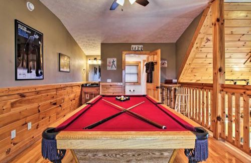 Black Bear Falls House | Game Room & Hot Tub! Black Bear Falls Resort Cabin