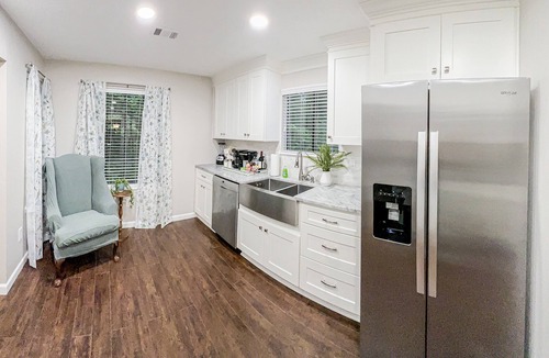 Tucker House | Game Room ! King Bed ! Near ATL ! Fenced Yard W/Deck BBQ