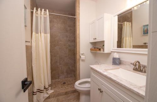 North Beach House | Game Room, near Navy Base, Hannah Park and Beach!