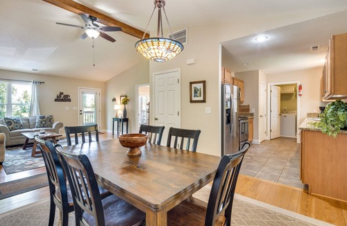 Fletcher House | Game Room & Views! 'Valley Myst' Fairview Home