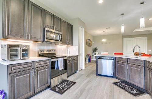 Rural Estates House | Game Tables and Screened Patio Spacious Naples Home
