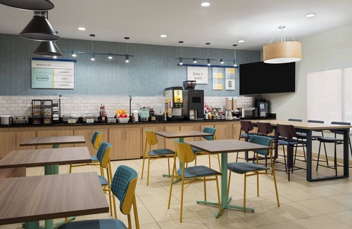Aiken Hotel | Garner Hotel Aiken South by IHG