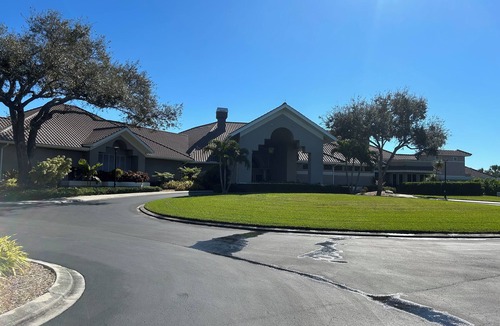 Palmer Ranch Condo | Gated Golf community condo in Sarasota, FL. Transferable golf membership!