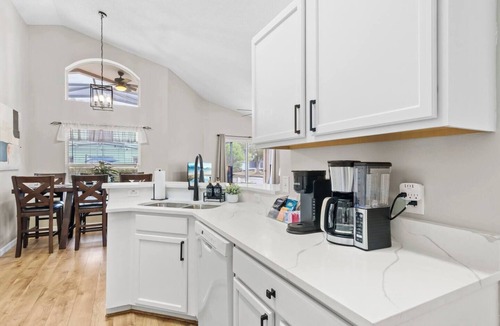 Haines City House | Gated Golf Villa w/Pool near Disney. New owners!