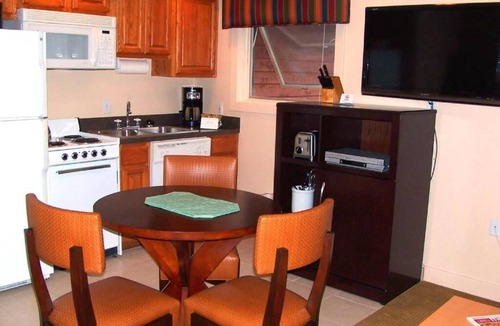 Pittman Center Villa | Gatlinburg | Quiet Cabin Retreat | Pool + Golf