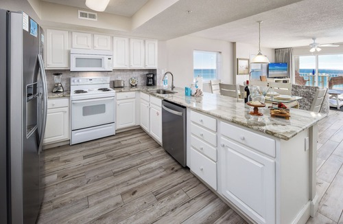 Fort Walton Beach Condo | GD 401: Ocean Eyes - Your Slice of Paradise Awaits!