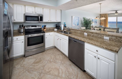 Fort Walton Beach Condo | GD 412: Sunset Fiesta - Rejuvenate on the shores of the Emerald coast!