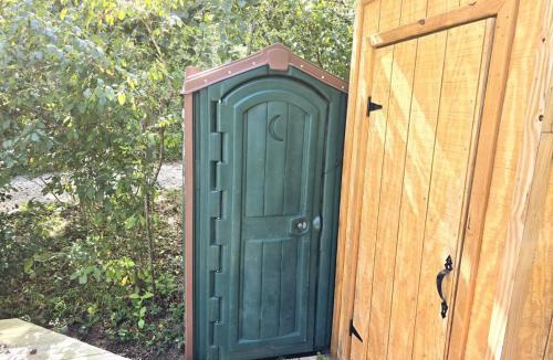 Purlear Other | Geodome Nature Escape, Creekside, WIFI & Hot Shower