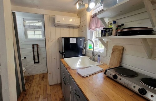 Suches Cabin | Georgia Glamping Escape for Two in this Lovely Tiny House in Suches