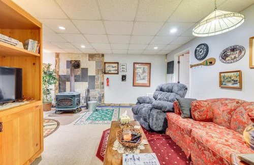 Young Harris Apartment | Georgia Home w/2 Fire Pits & Creek Access!