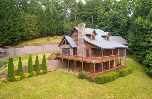 Hemp Cabin | Gigi`s Place,4br/3ba,Wifi,Walk in tub, sleeps 10 - Pet Friendly