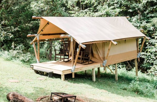 Knoxville RV Rental | GlampKnox Canvas Campground - Clare
