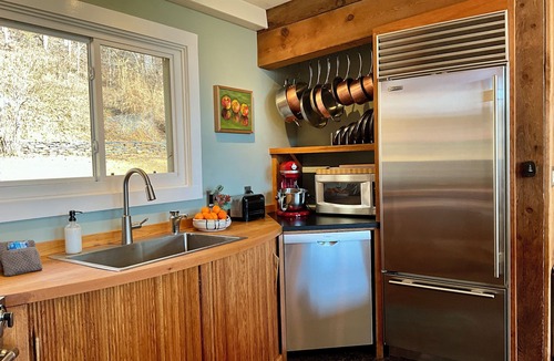 Bakersville Cabin | Glass House Mt Mitchell Views 5 Min to Penland