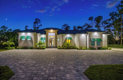 Rural Estates Villa | Golden Acres Sports Ranch – Luxe Retreat with Pickleball, Pool & Games