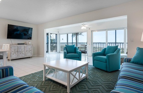 Sanibel Condo | Golden Beach #4, 3 Bedroom Gulf Front Townhouse with Cabana and Bikes