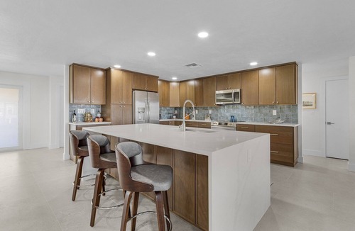 Lochmoor Waterway Estates House | Golden Hour Getaway - Renovated Waterfront Retreat Near Downtown Fort Myers