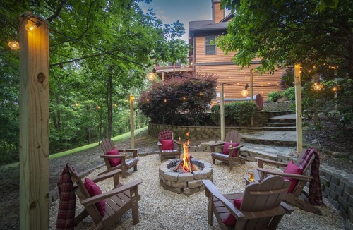 Helen House | Golden Ridge Lodge- Luxury Mountain Escape in Helen, GA