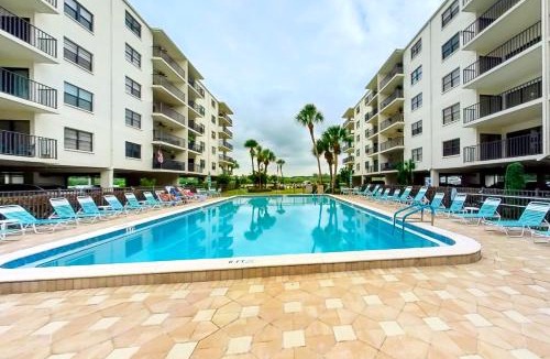 Indian Shores Apartment | Golden Shores 407