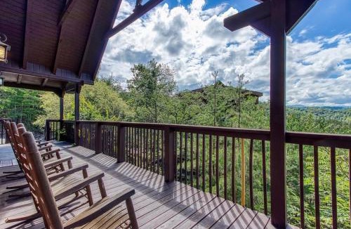 Sevierville House | Goldilocks Cottage by Avada Properties