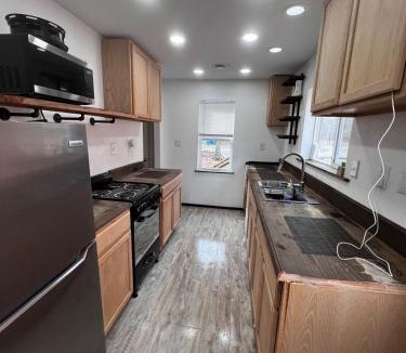 Pikeville House | Goldilocks