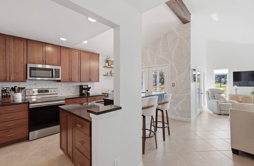 Miramar Beach Villa | Golf Cart! Pet-friendly! Linkside Village 435!