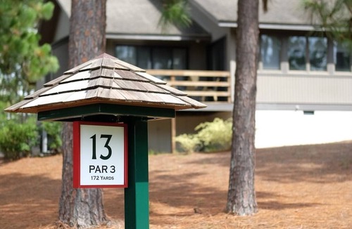 Pinehurst House | Golf Front Retreat on Pinehurst No. 6 with 3 Bedrooms/2 Bath/4 beds/Sleeps 8