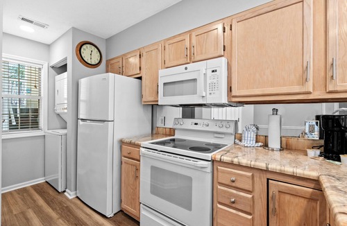 Carolina Forest Condo | Golfer's Oasis + Pool 10 Min to Beach & Broadway No Steps/1st Floor