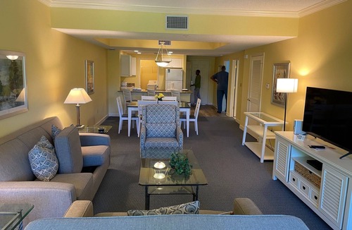 Shipyard Plantation Resort | Golfers paradise. Heavenly Beach. Beautifully maintained.