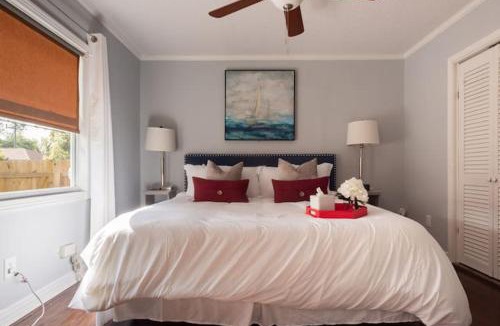 Tampa Heights House | Good Tides A&B- Sleeps 17 BBQ Firepit