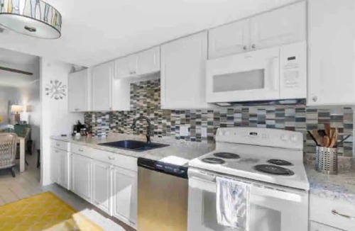 Navarre Beach House | Good Time 2-bedroom townhome in Navarre
