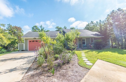 Dune Allen Beach House | Good Times - Newley Remodeled, Near Shops and Restaurants- Dune Allen Beach