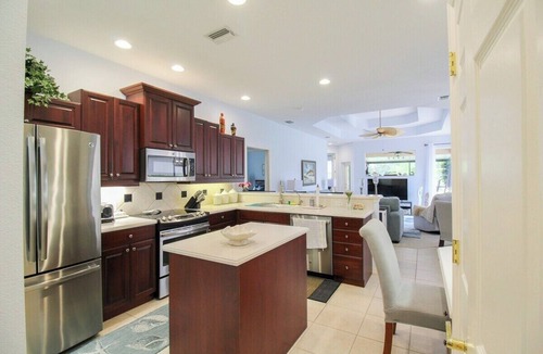 Braden River House | Gorgeous 3/3 private lakefront pool home - Irynas Dream
