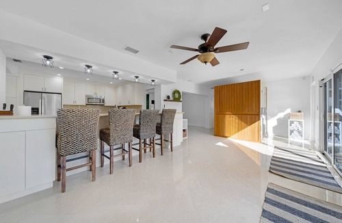 South Lake Villa | Gorgeous 6BD/5BA Mansion close to Hollywood beach