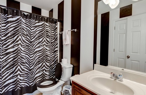 Snellville House | Gorgeous Atlanta 4200sq ft Home Atlanta / Stone Mtn area.