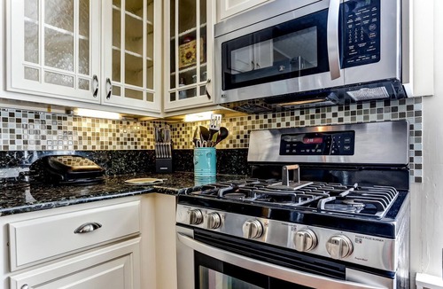 Orange Park House | Gorgeous circa 1875 Plantation House (in city)