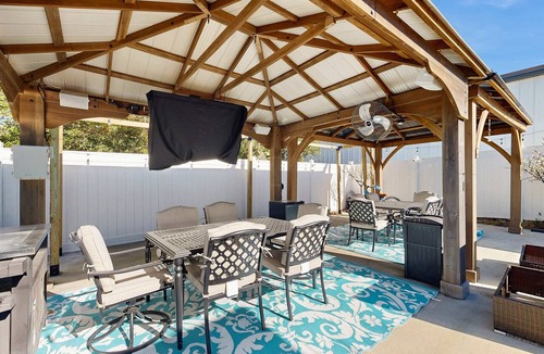 Bahama Beach Condo | Gorgeous coastal home, dog friendly, private hot tub & close to beach