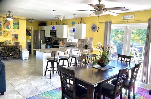 Cape Caneveral Beach Gardens House | Gorgeous Cocoa Beach Home W/Heated Private pool- short walk to beach!