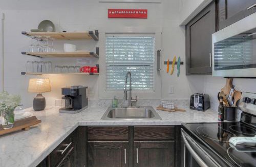 Tracy City House | Gorgeous Cottage with Fire Pit and Barbecue in Tracy City, Tennessee