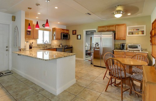 Gulf Gate Estates House | Gorgeous, Fully Furnished 3 Bed/2 Bath With Priv. Heated Pool Near Siesta Key!