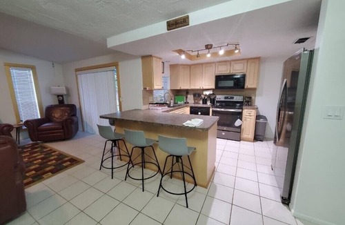 Wood Trail Village House | ★Gorgeous Golden Paradise Gem ★PRIVATE HEATED POOL*★GAME ROOM★FAST WIFI