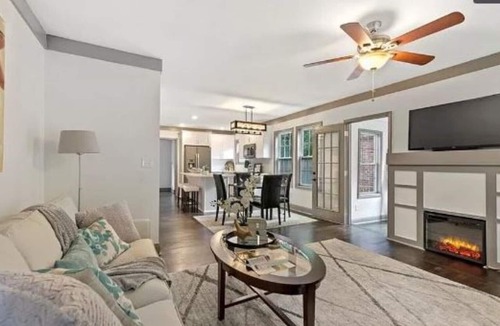 Westview House | Gorgeous Home only .6 miles to The Beltline